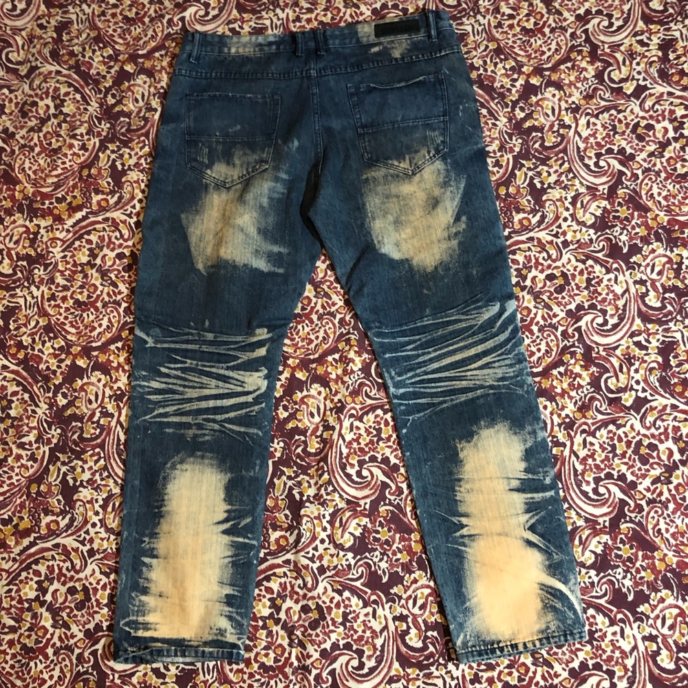 Stitches & Rivets Acid Washed Jeans - Picture 5 of 6